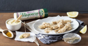 Fingers de pollo con Ajonesa de curry