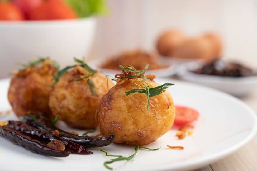 albondigas de bacalao con alioli